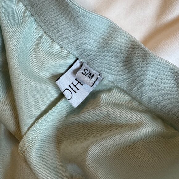 Mint Green Tulle Midi Skirt – Women’s Small - Picture 2 of 5